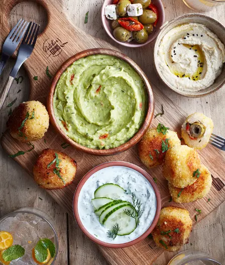 Arancini servi avec tartinables l’atelier Blini